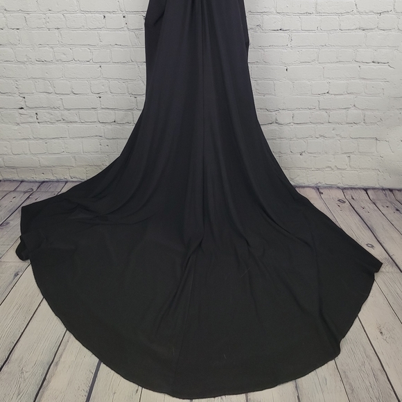 MAC DUGGAL | high neck side cutout sequin waist front slit train formal gown - Picture 7 of 9